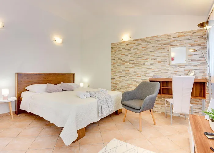 Casetta Marija * Pula